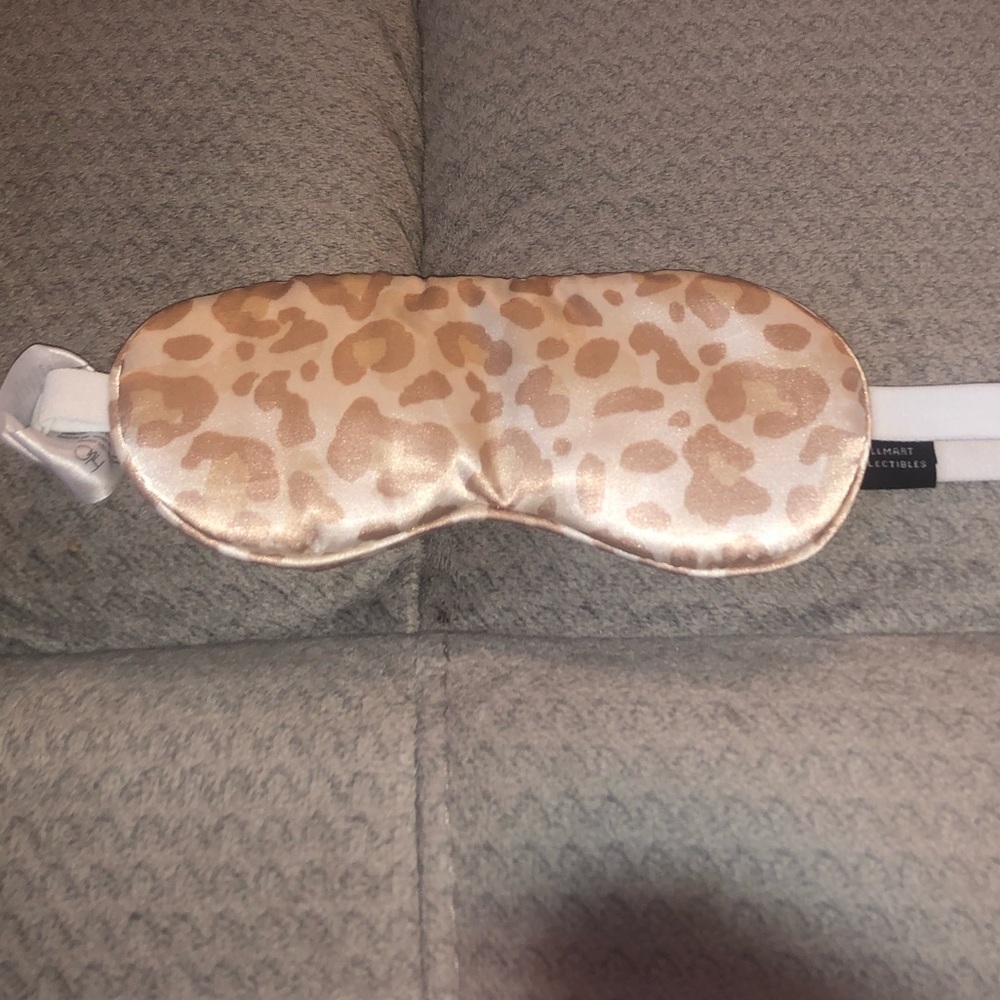 Satin sleeping eye mask💗